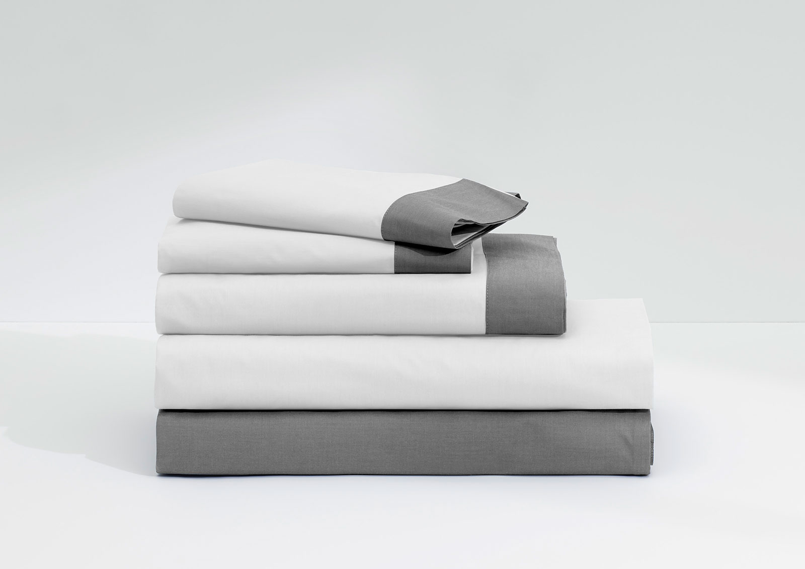 Casper Soft and Durable Supima Cotton Sheet Set Full White/Slate Gray Pillowcase 
